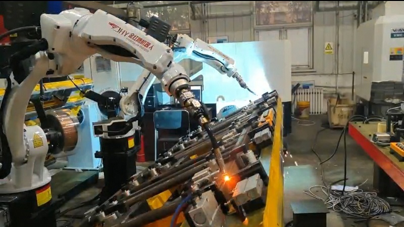 焊接機(jī)器人的重復(fù)精度如何定義？使用過程中如何保證精準(zhǔn)度？